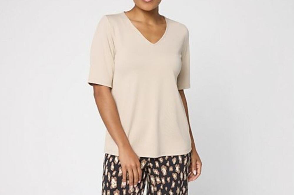Susan Graver Size XL Wheat Khaki Butterknit VNeck Top Elbow Sleeves A714290 NWOT